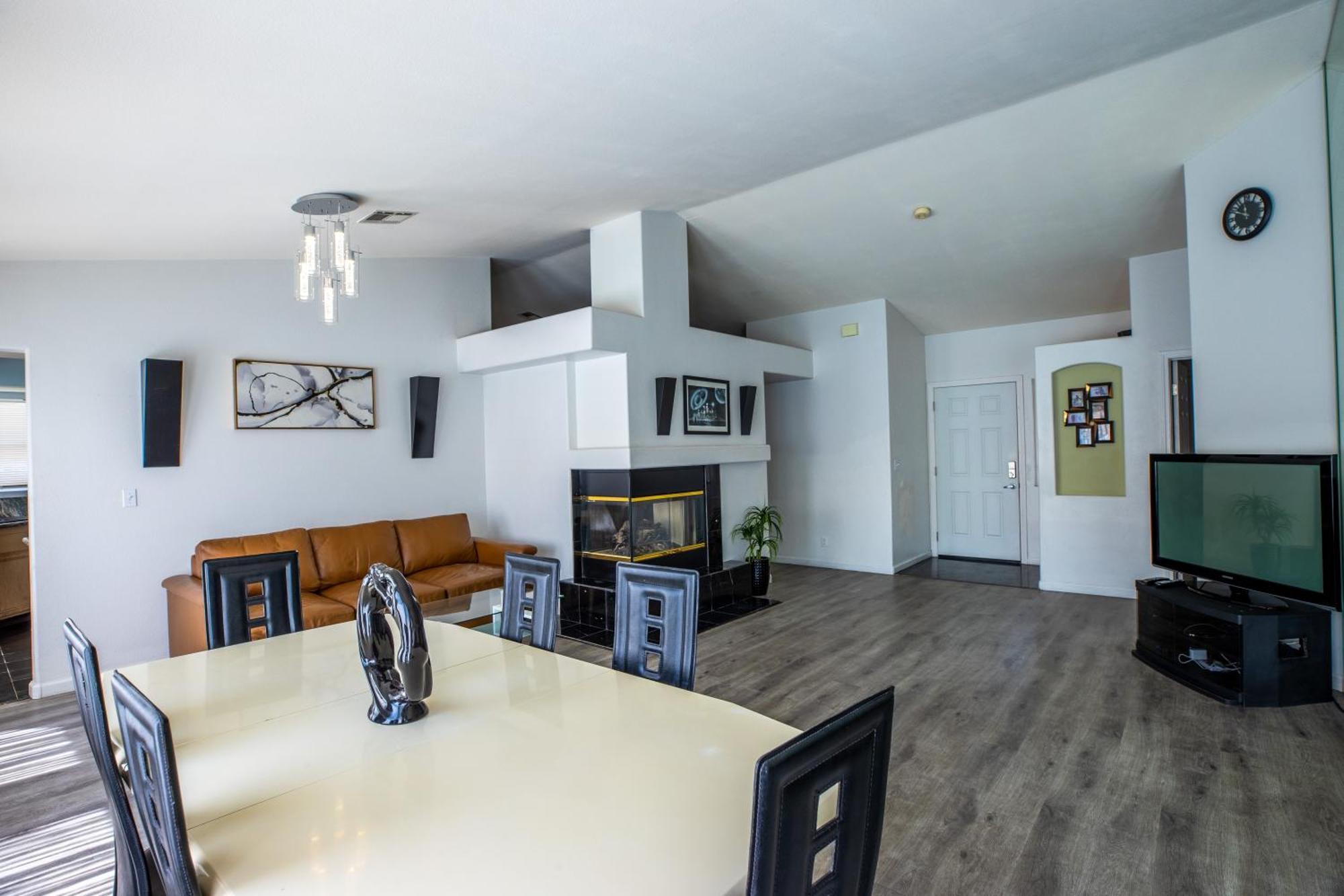 Luxury 1900 Sq Ft House Huge 46 Ft Pool & Hot Spa Las Vegas Exteriér fotografie